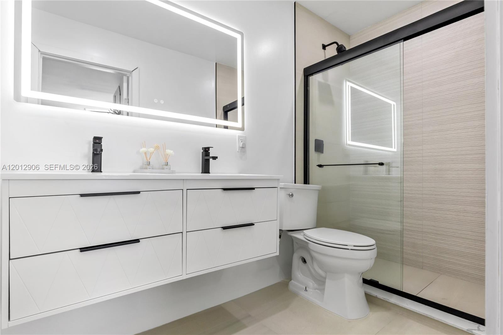 CORAL MANOR 2ND ADD - Residential Lease