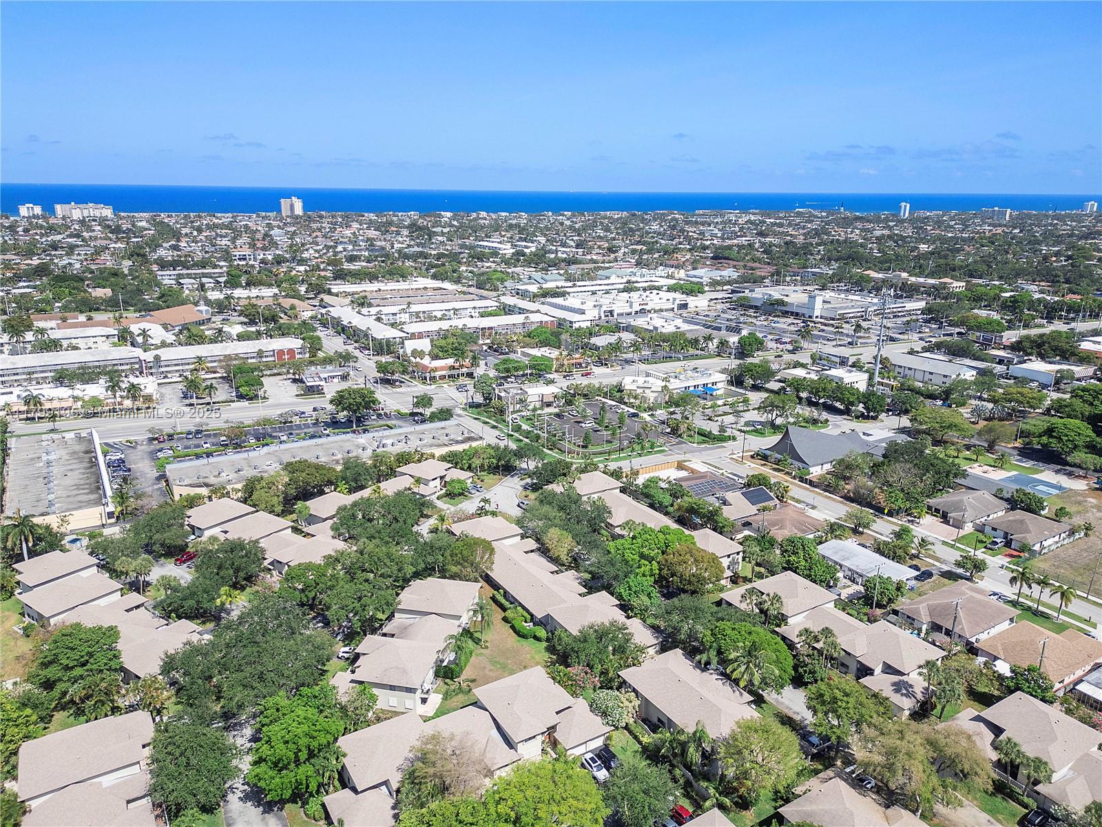 CONDOMINIUM 11 OF LIGHTHO - Residential