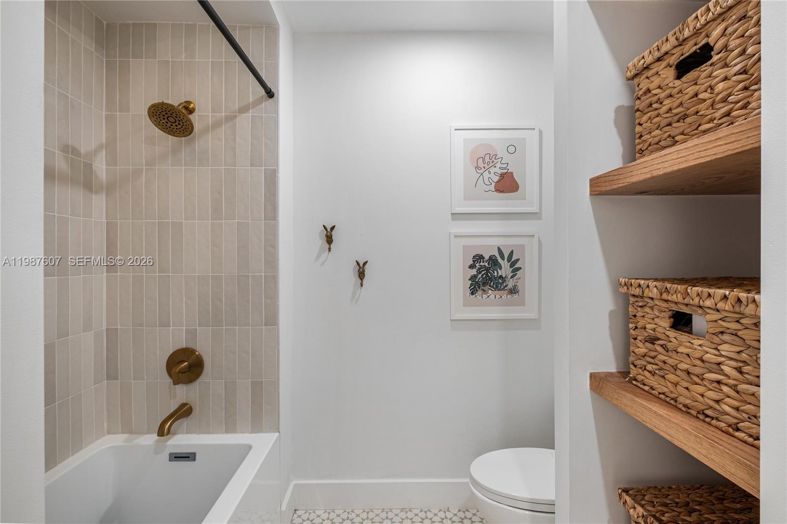 BOUGANVILLEA COURT HOMESI - Residential