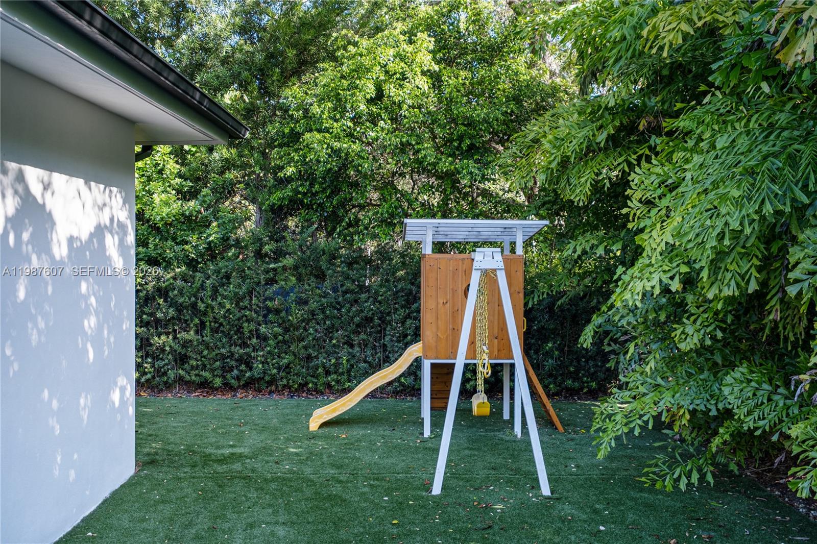 BOUGANVILLEA COURT HOMESI - Residential