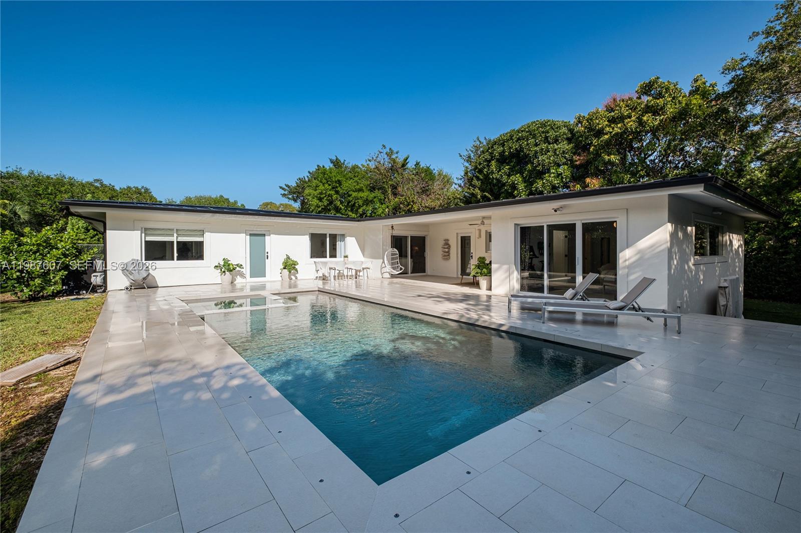 BOUGANVILLEA COURT HOMESI - Residential