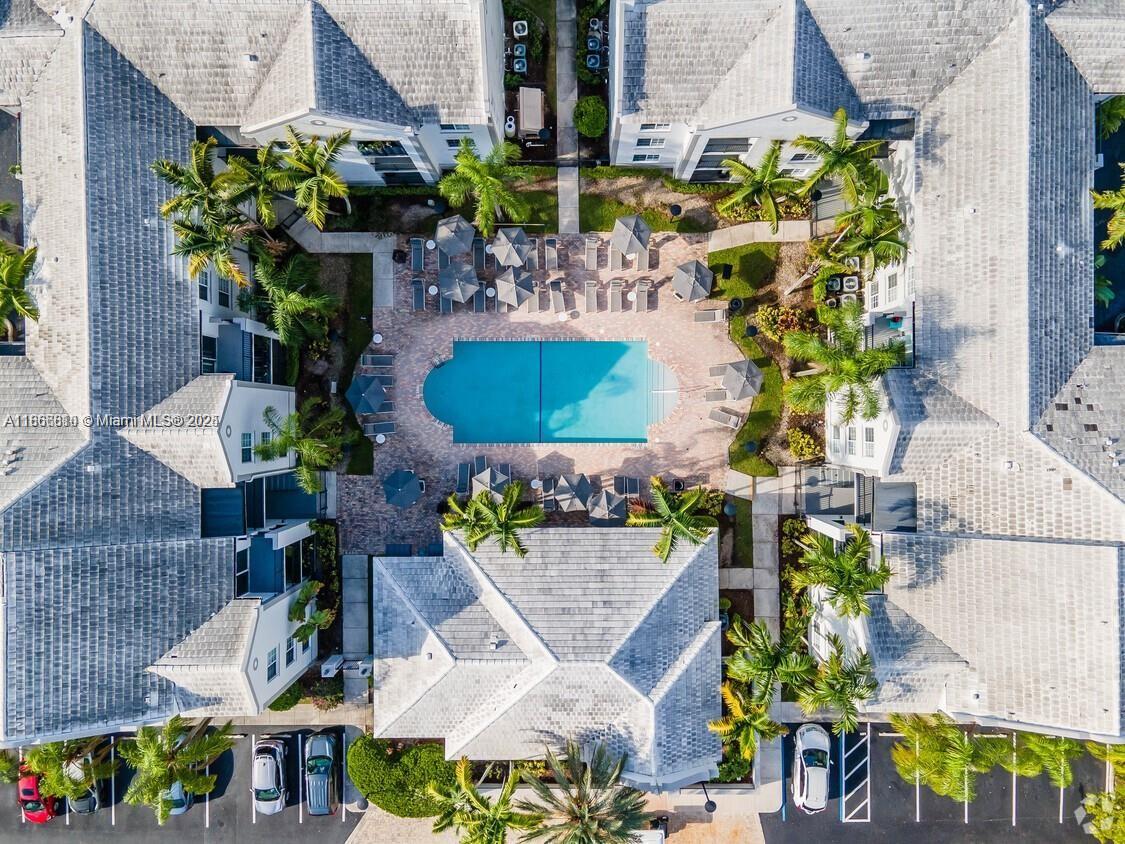 DEVONAIRE CONDO AT PEMBRO - Residential