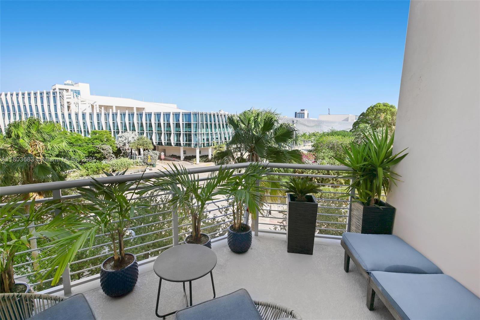 THE MERIDIAN CONDO - Residential