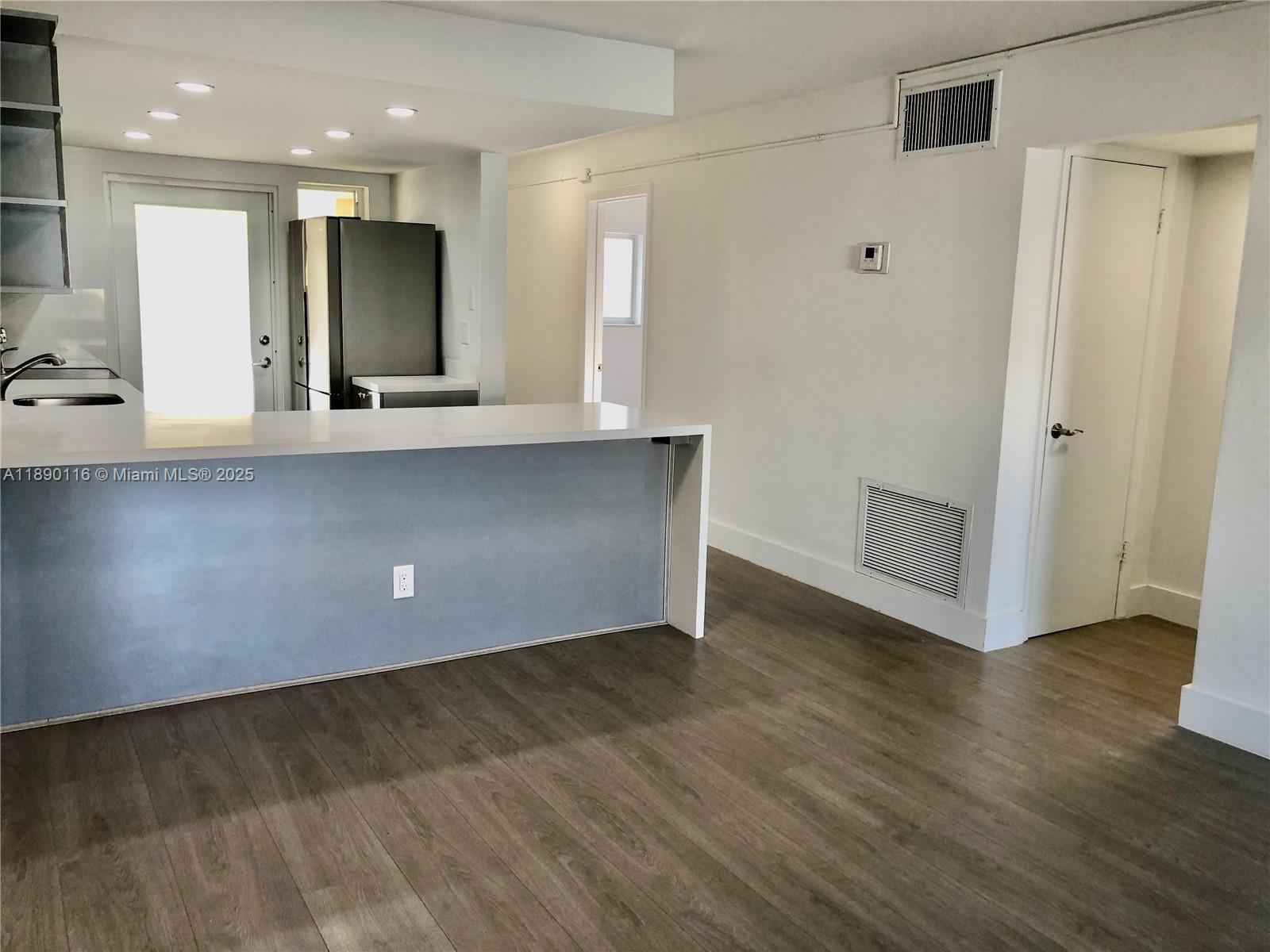 GALEN DRIVE WEST CONDOMIN - Residential Lease