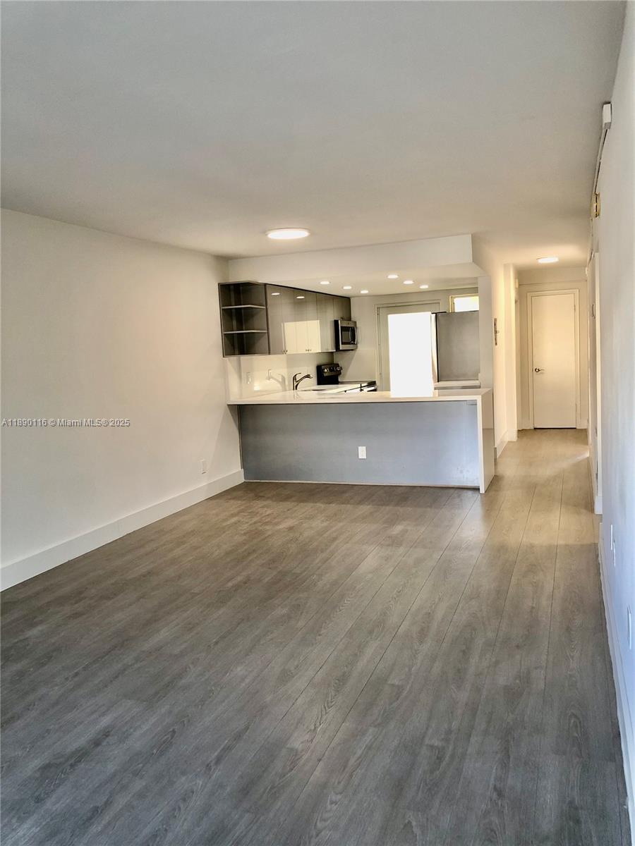 GALEN DRIVE WEST CONDOMIN - Residential Lease