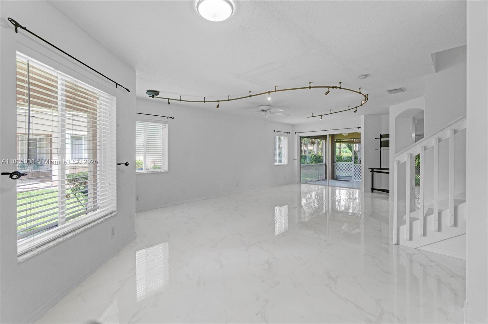 WILLOUGHBY FARMS - Residential