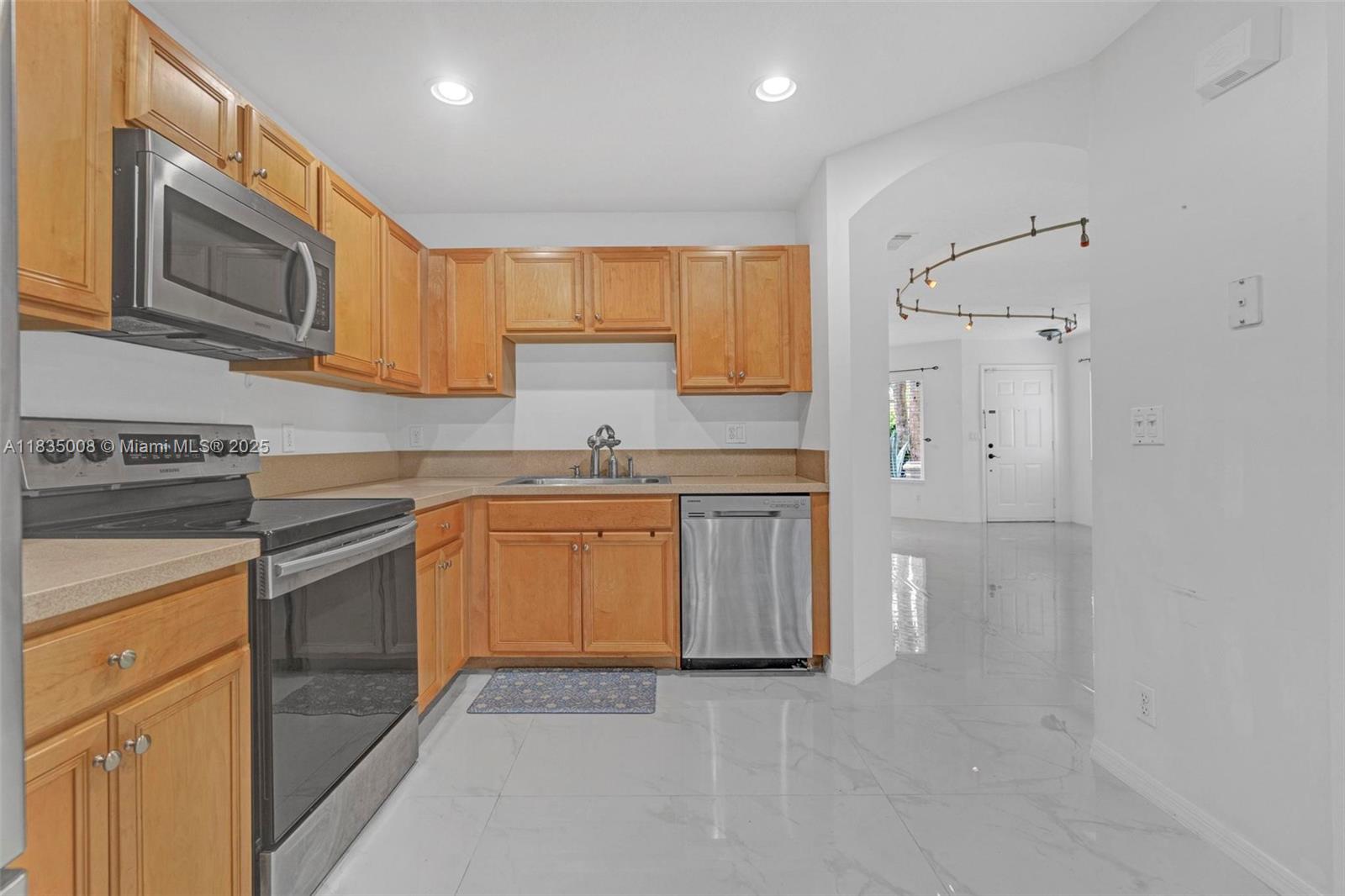 WILLOUGHBY FARMS - Residential