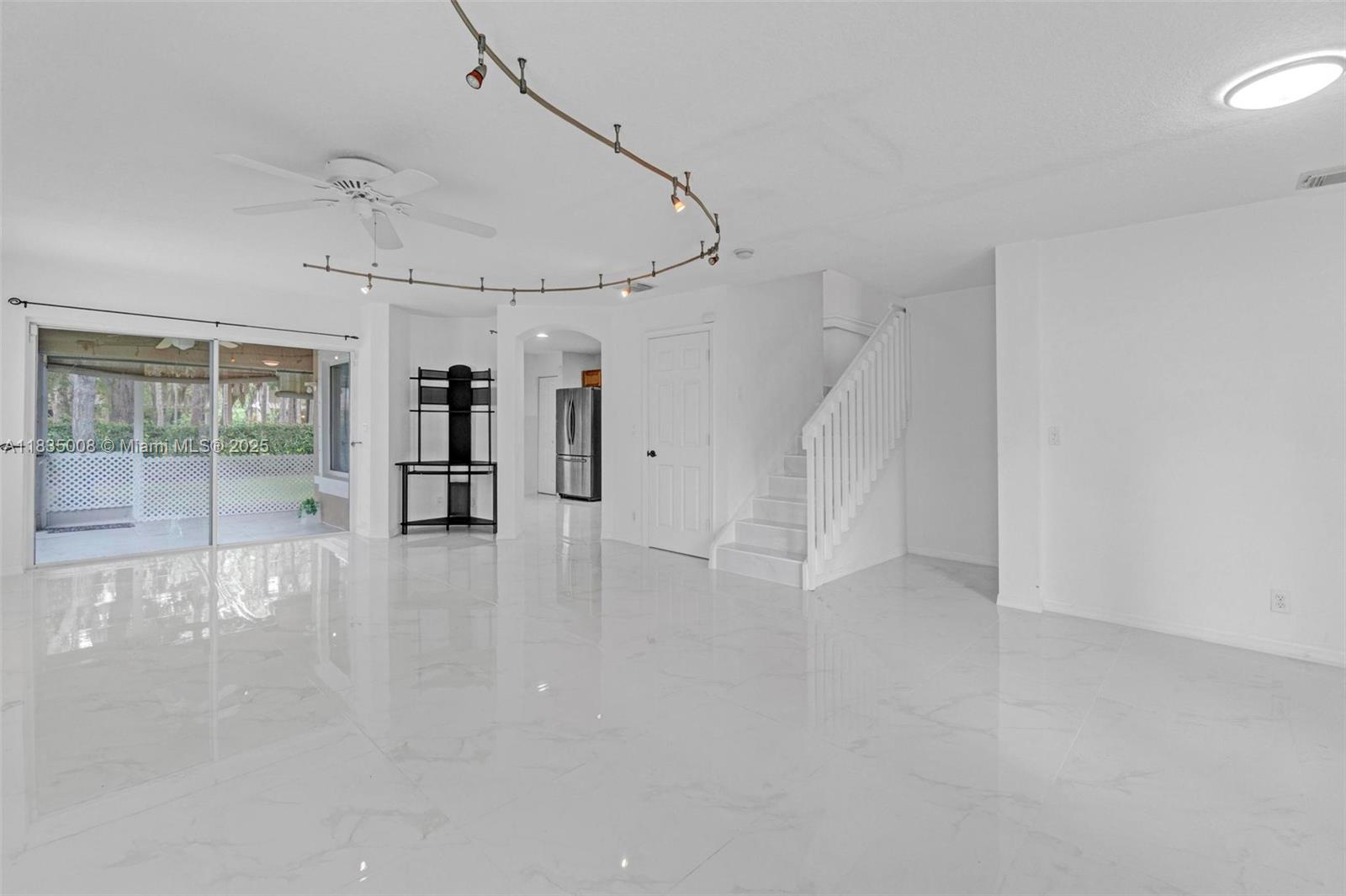 WILLOUGHBY FARMS - Residential