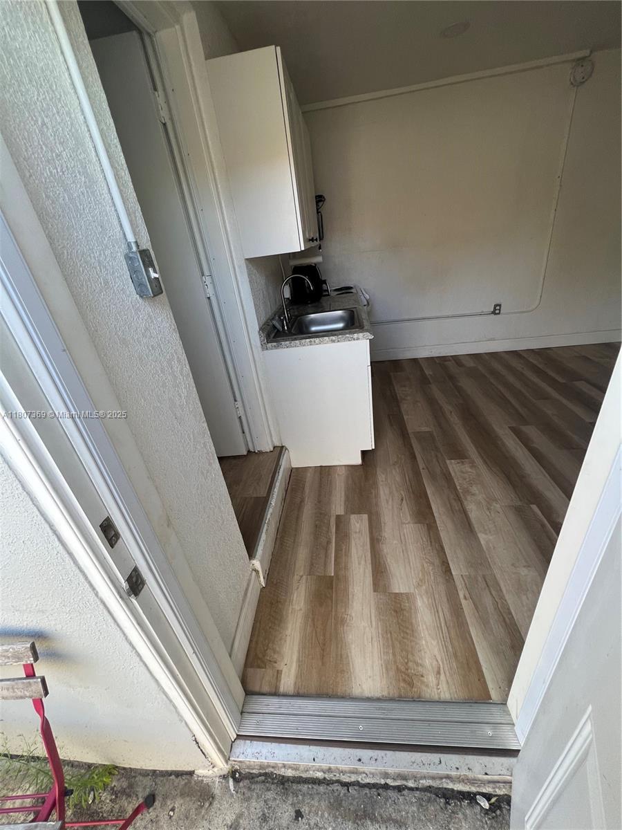 MELROSE PARK SEC 8 - Residential Lease