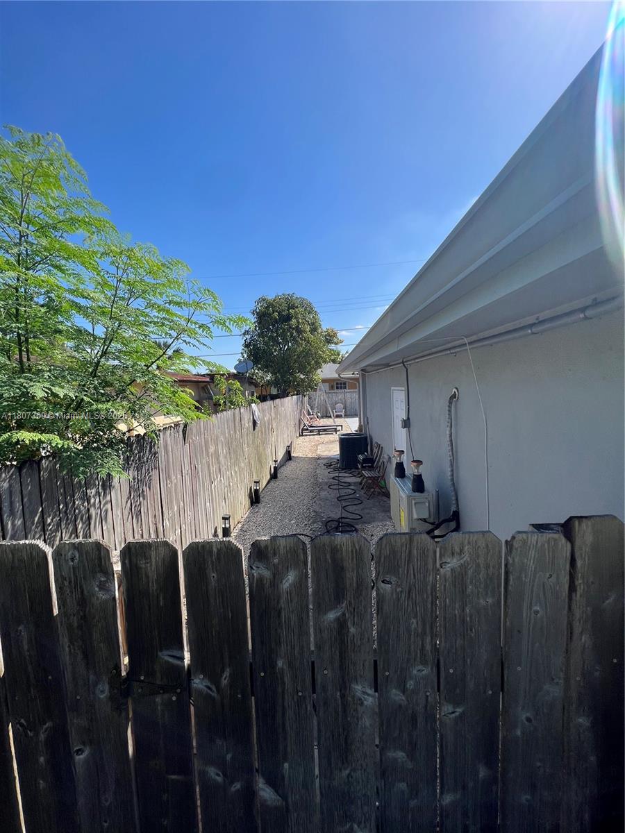 MELROSE PARK SEC 8 - Residential Lease