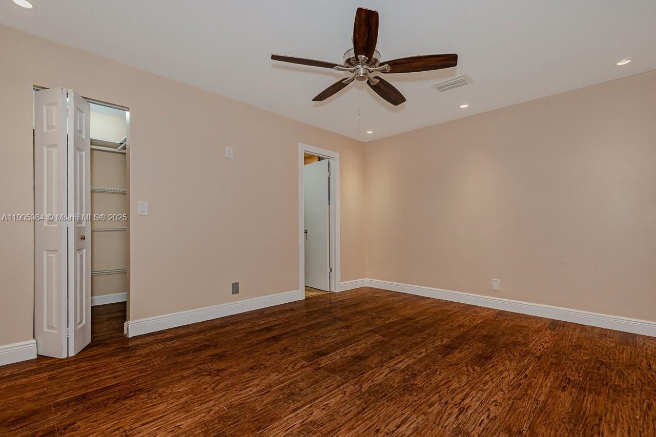 NORTH LAUDERDALE VILLAGE - Residential Lease