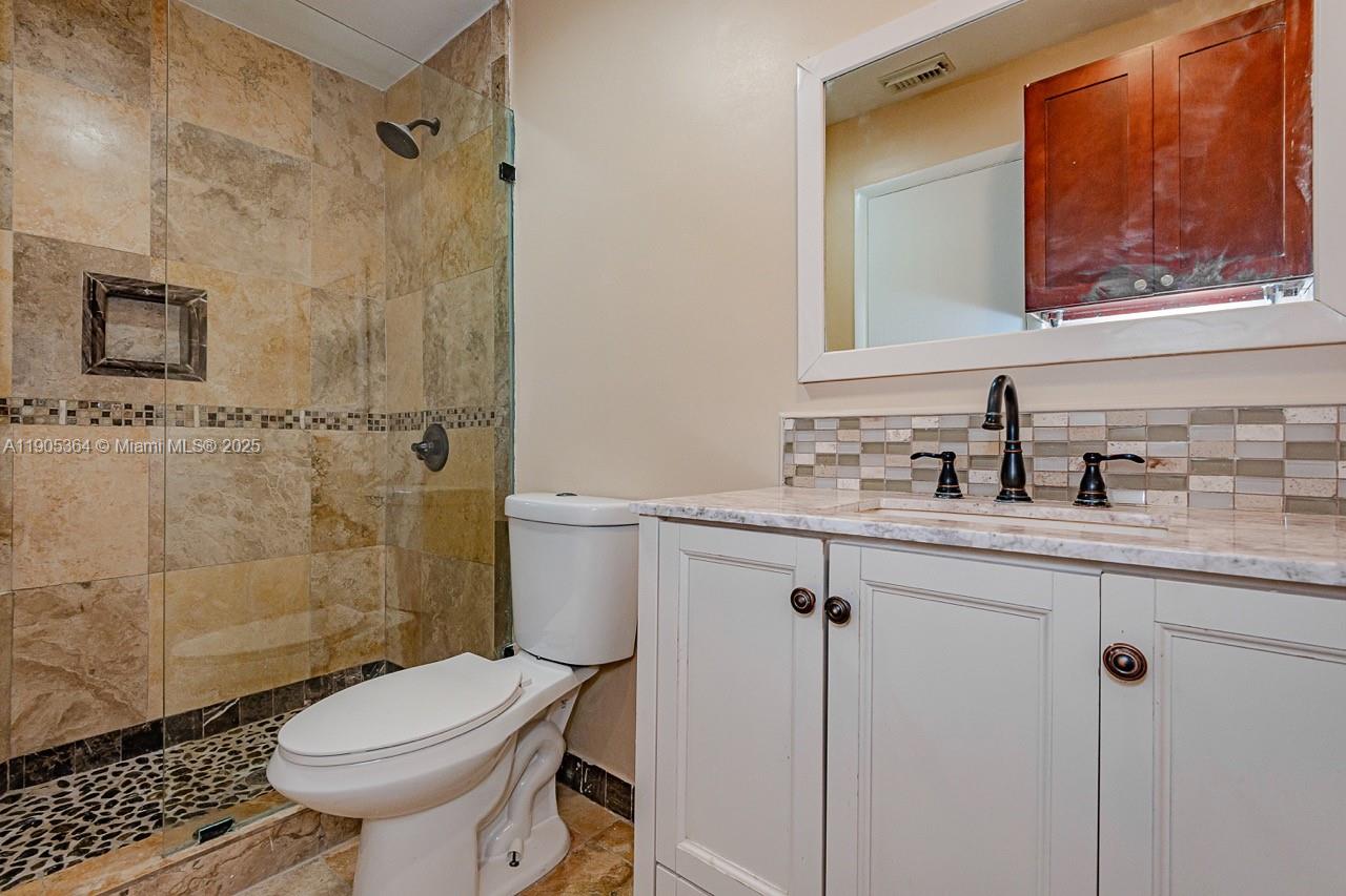 NORTH LAUDERDALE VILLAGE - Residential Lease