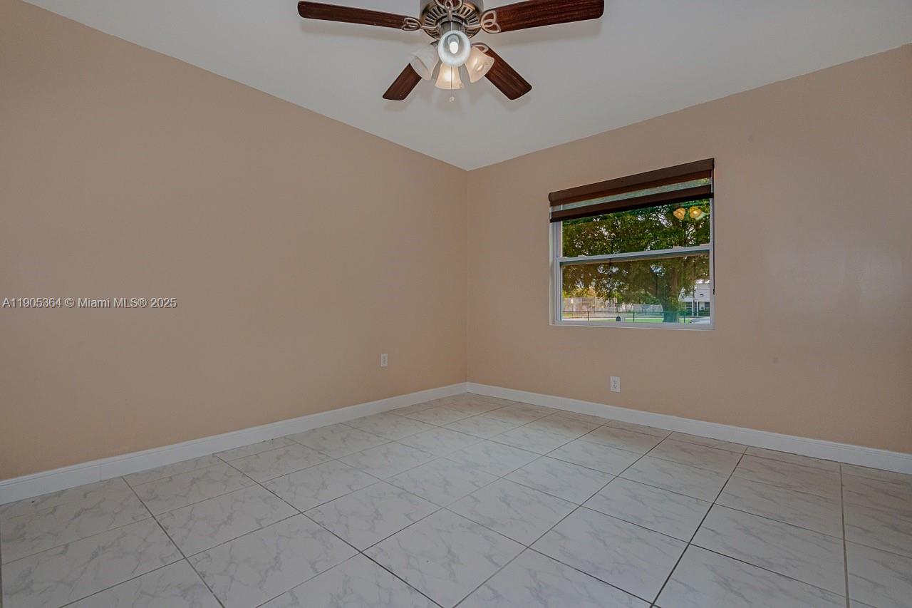 NORTH LAUDERDALE VILLAGE - Residential Lease