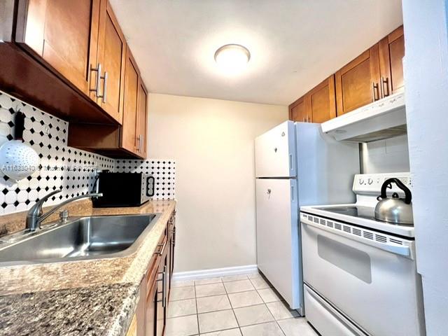 Photo 10 of 24 of 2145 Pierce St 122 condo
