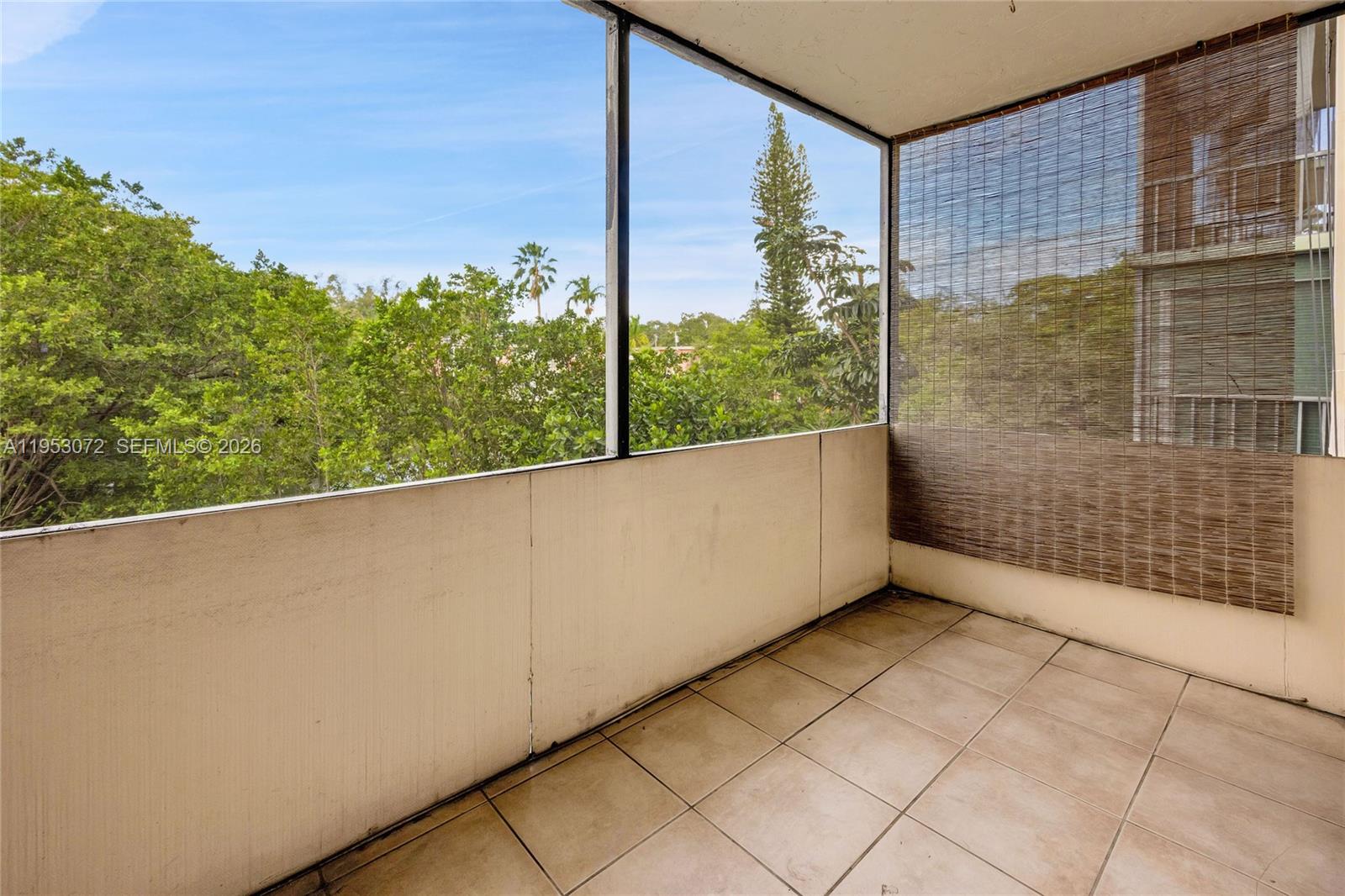 12590 CORONADO TOWERS CON - Residential