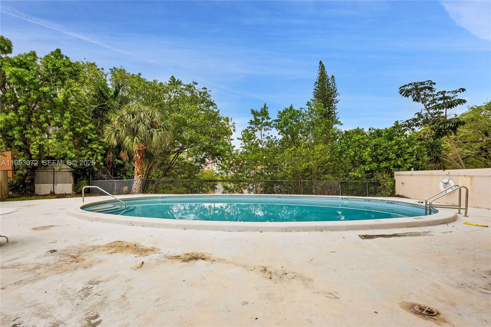 12590 CORONADO TOWERS CON - Residential