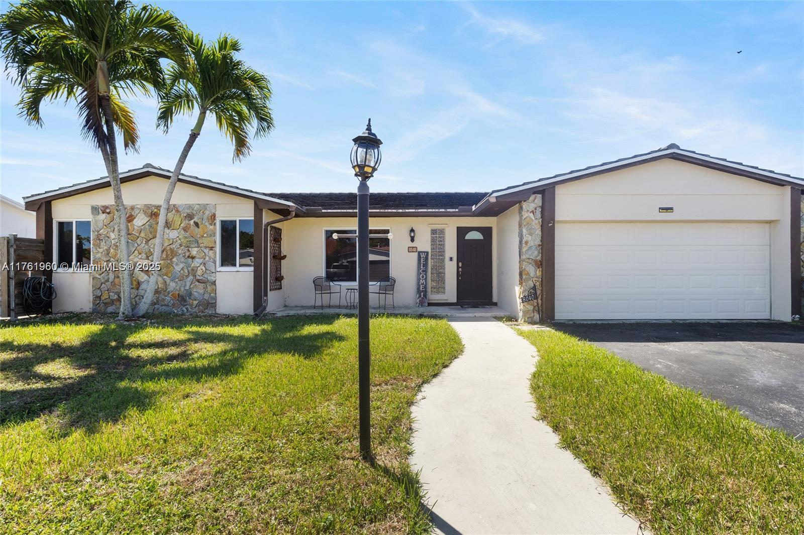 Rental Property at 8040 Sw 196th Ter, Cutler Bay, Miami-Dade County, Florida - Bedrooms: 4 
Bathrooms: 2  - $4,600 MO.
