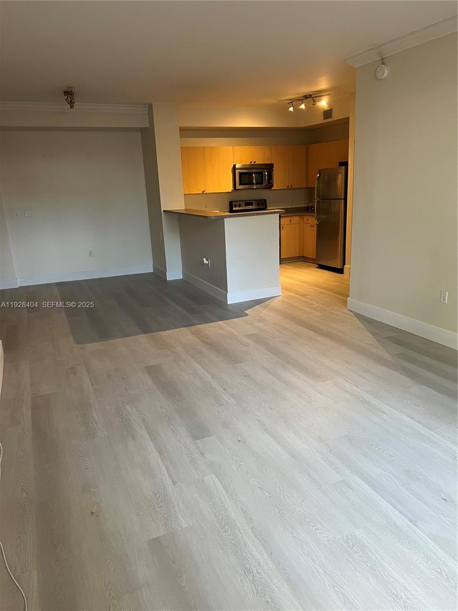 REGENT PARK CONDO - Residential Lease