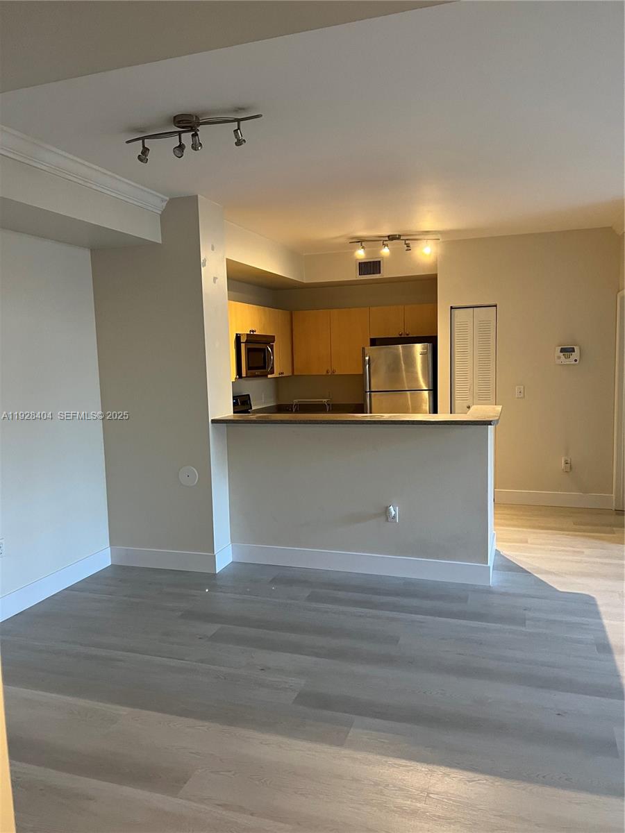 REGENT PARK CONDO - Residential Lease