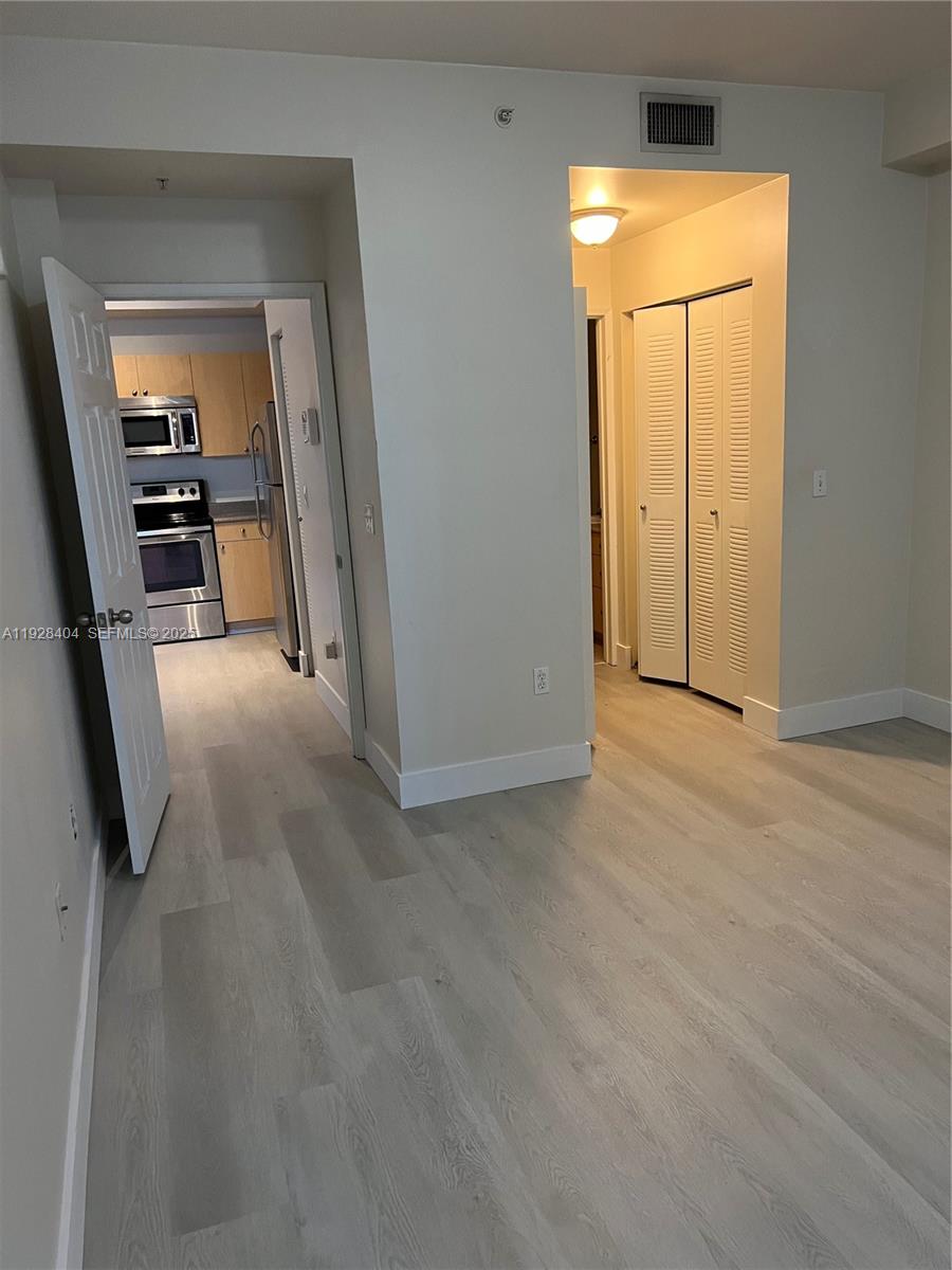 REGENT PARK CONDO - Residential Lease