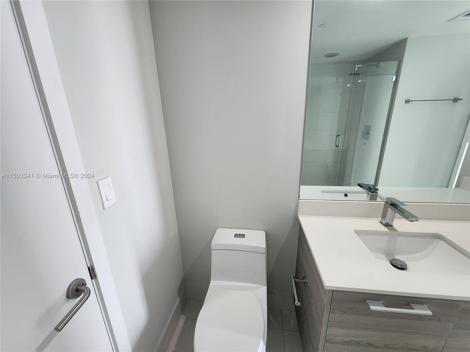 SLS BRICKELL - Residential