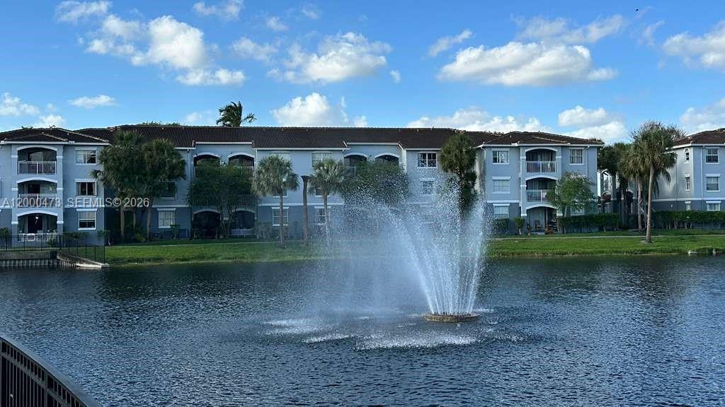 LA VIA CONDO - Residential Lease