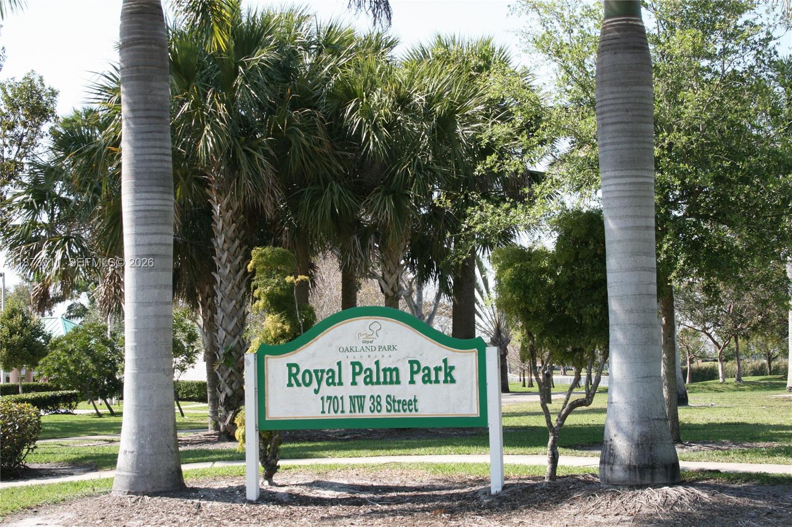 ROYAL PARK CONDO - Residential