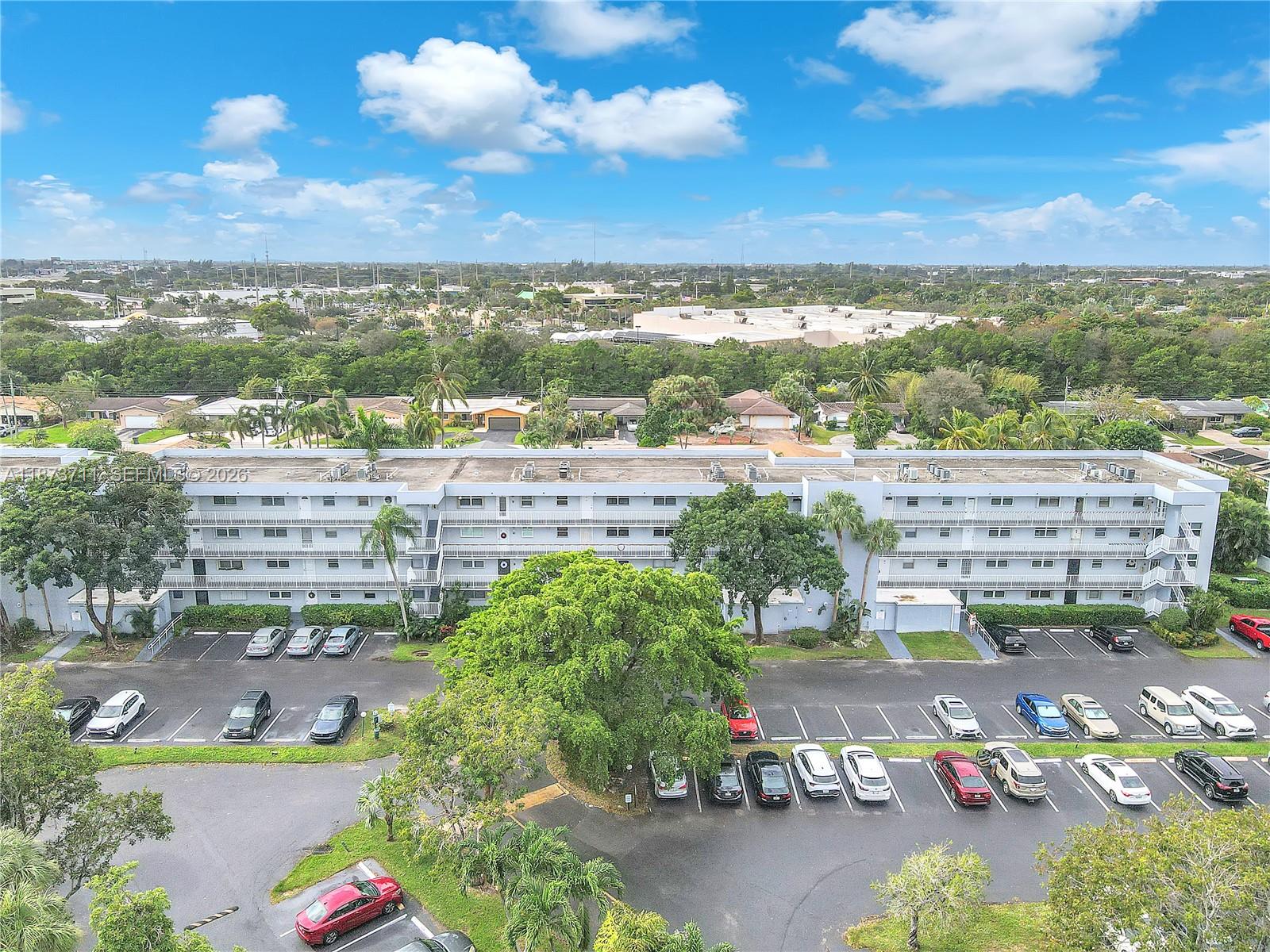 ROYAL PARK CONDO - Residential