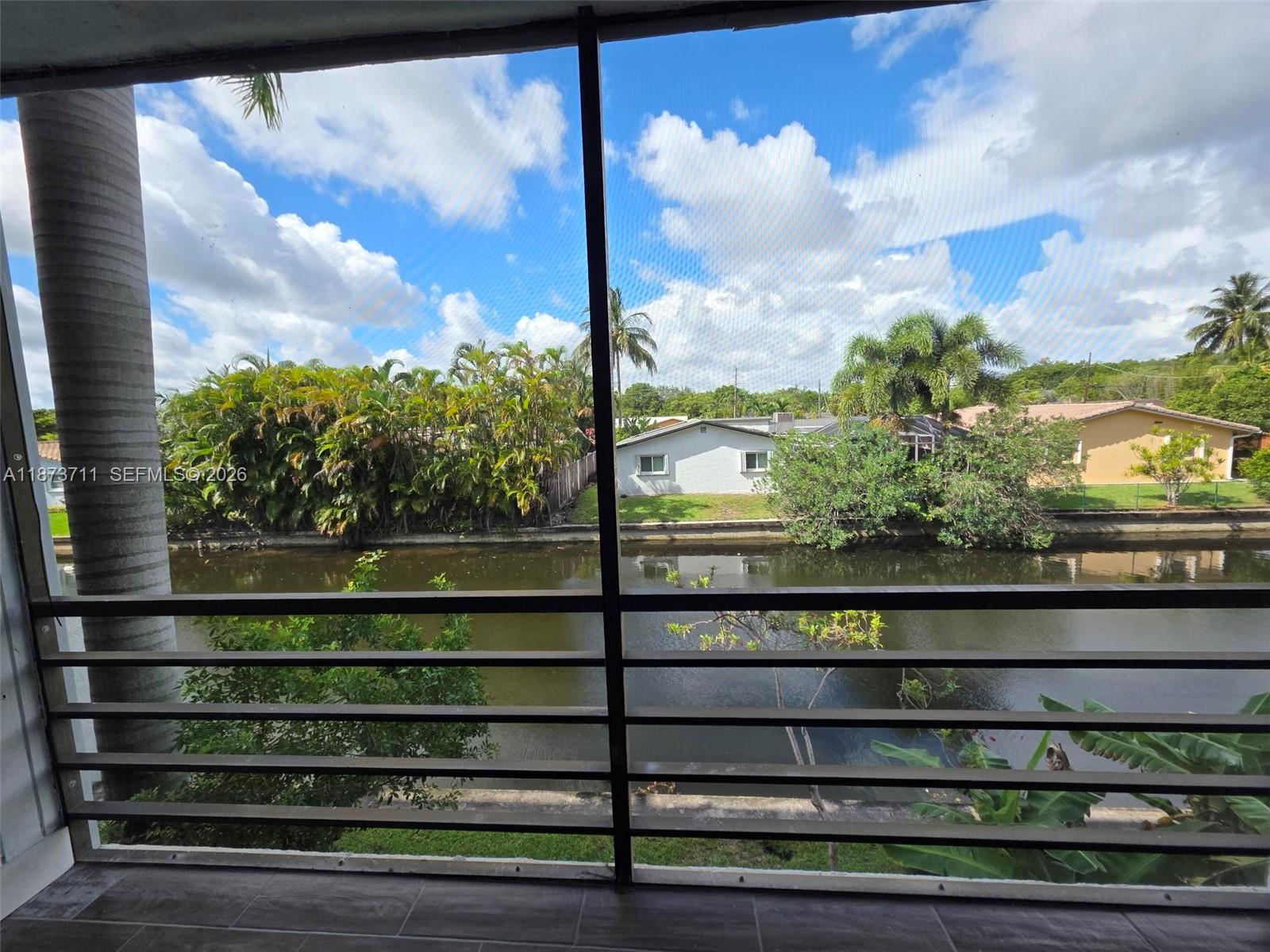 ROYAL PARK CONDO - Residential