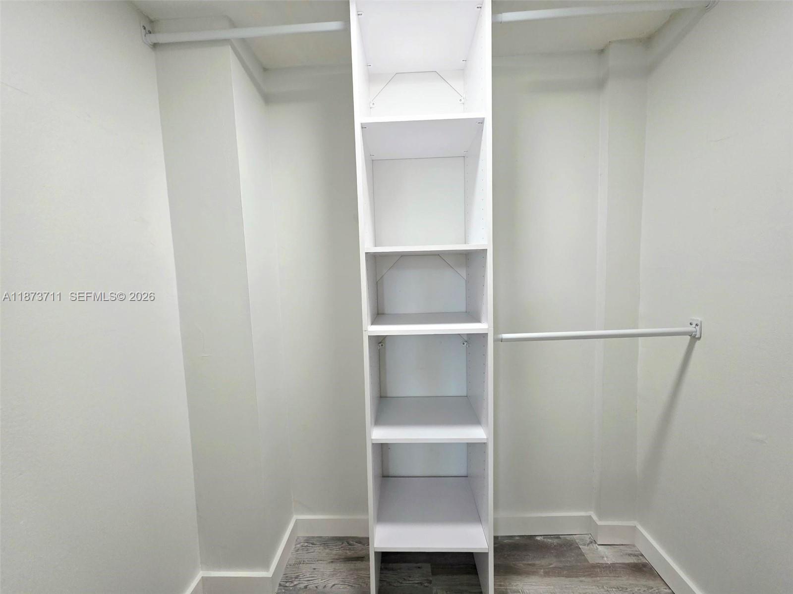 ROYAL PARK CONDO - Residential