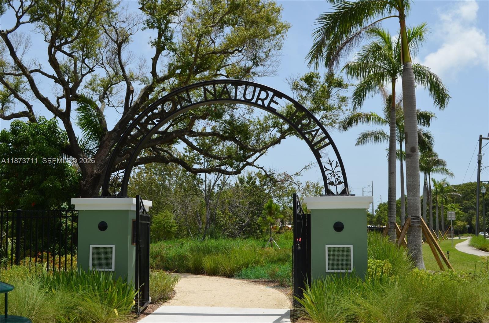 ROYAL PARK CONDO - Residential