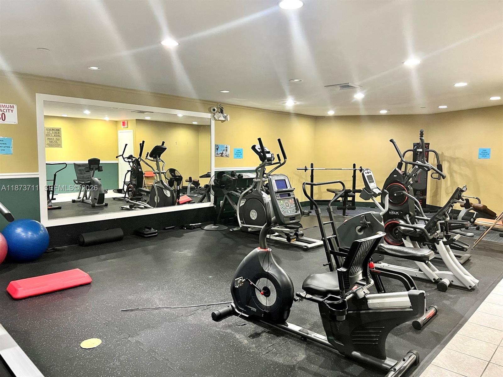 ROYAL PARK CONDO - Residential