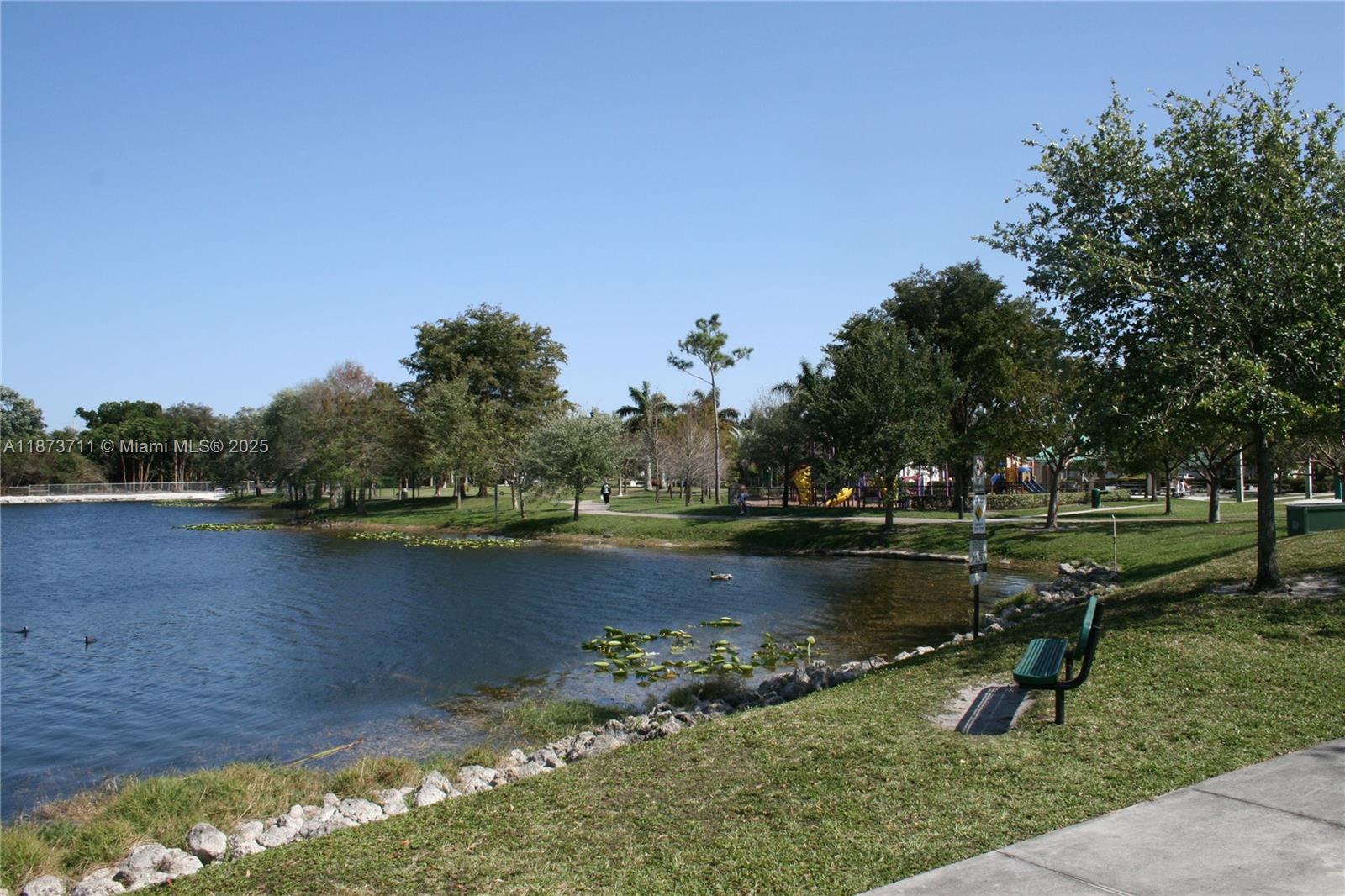 ROYAL PARK CONDO - Residential