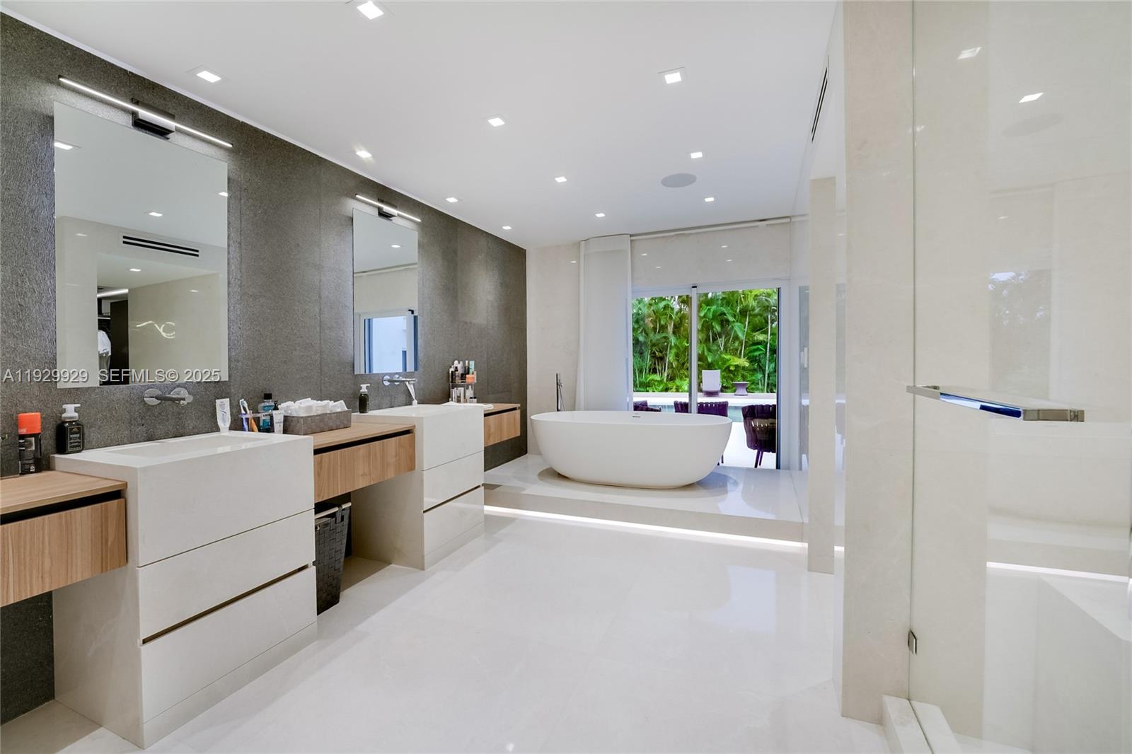 GOLDEN ISLES SEC - Residential