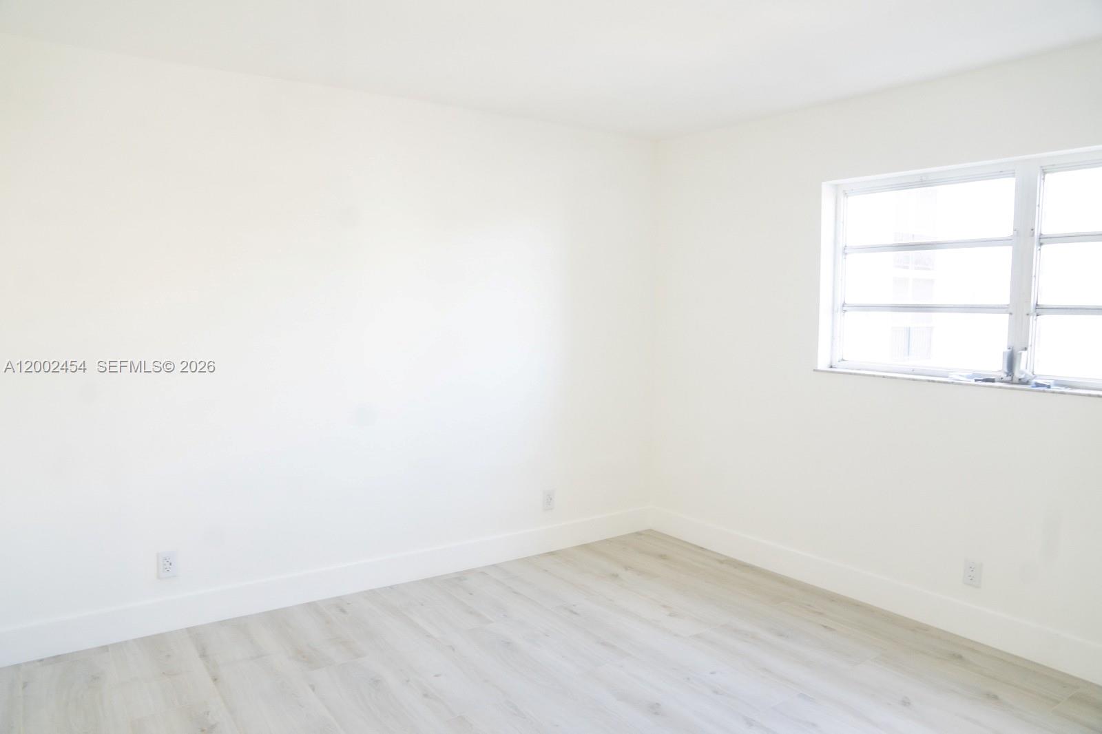 PARKSIDE TOWERS CONDO - Residential