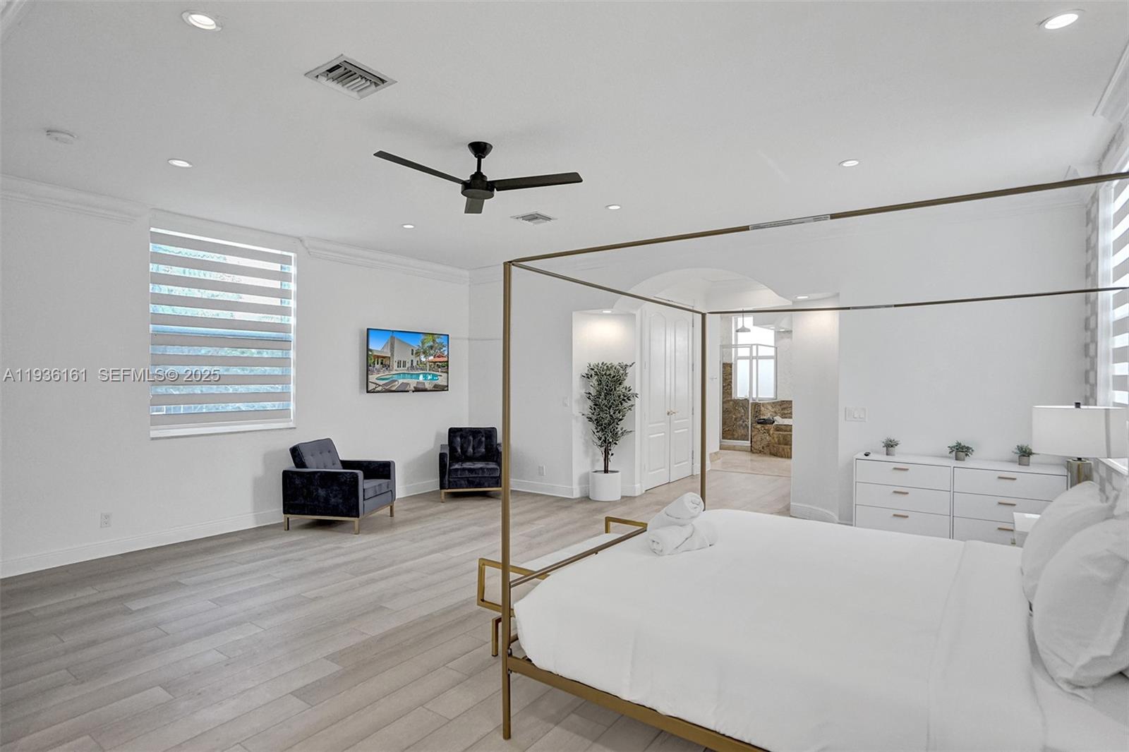 CHAMBERS LAND CO SUB NE1/ - Residential