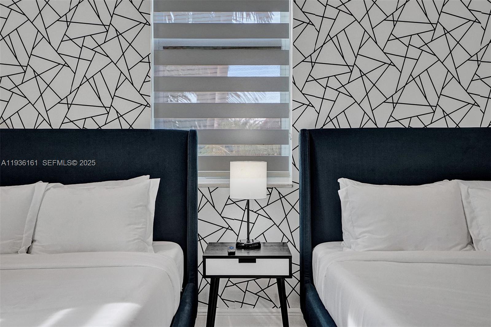 CHAMBERS LAND CO SUB NE1/ - Residential