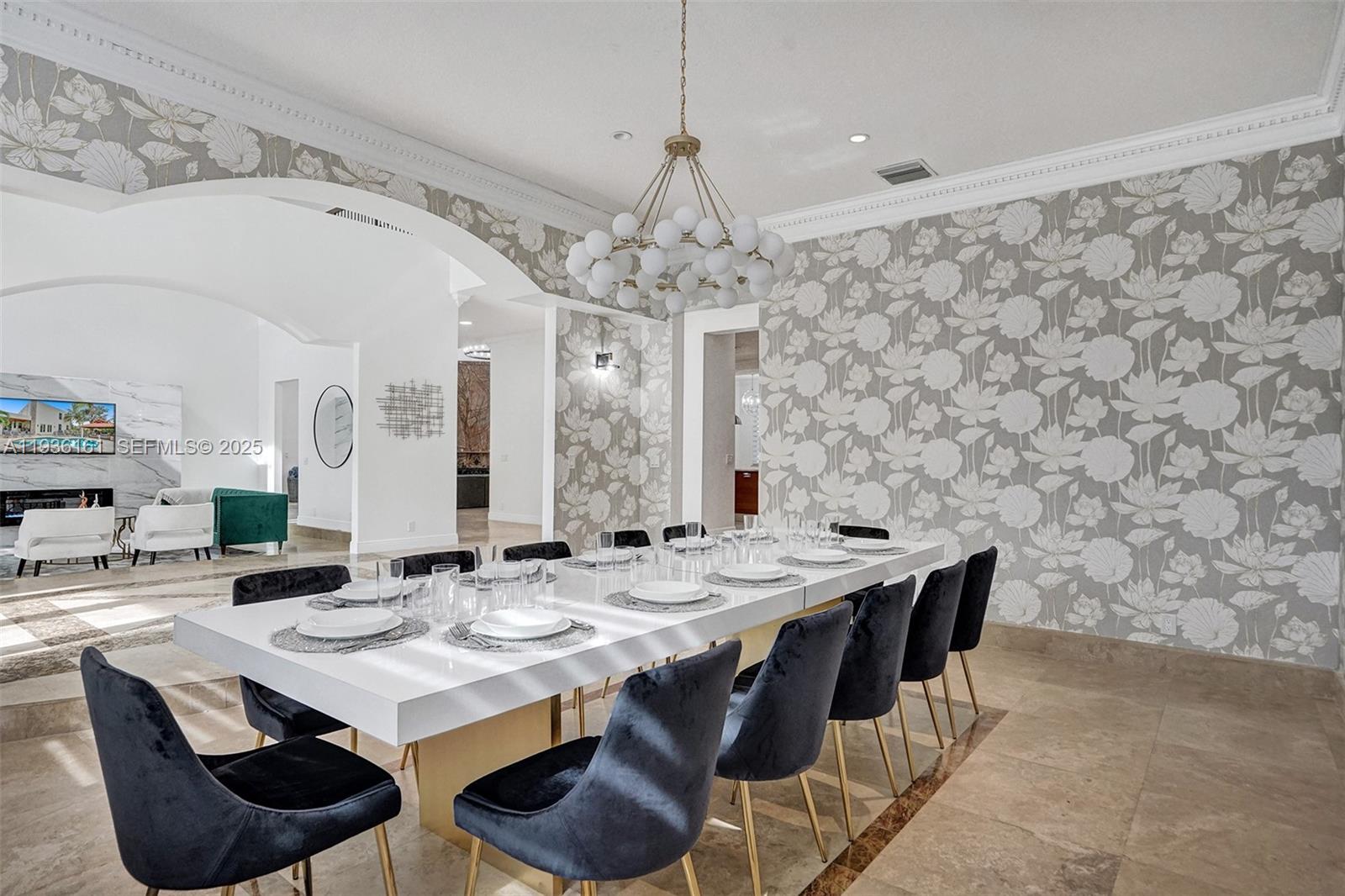 CHAMBERS LAND CO SUB NE1/ - Residential