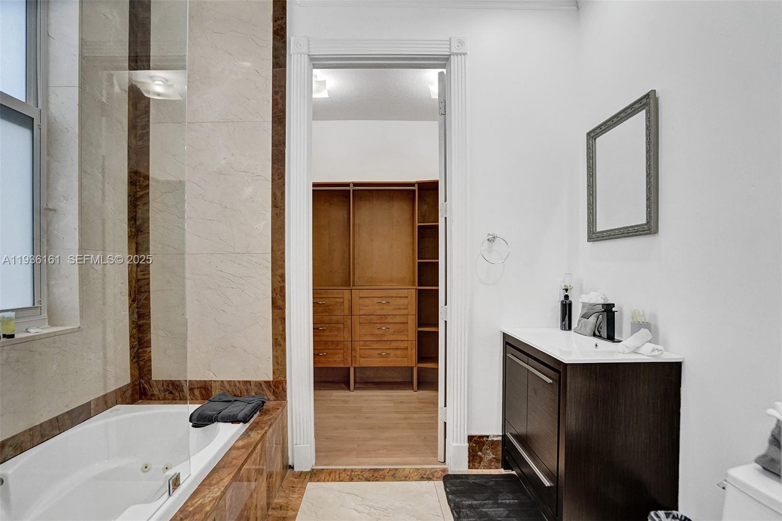 CHAMBERS LAND CO SUB NE1/ - Residential