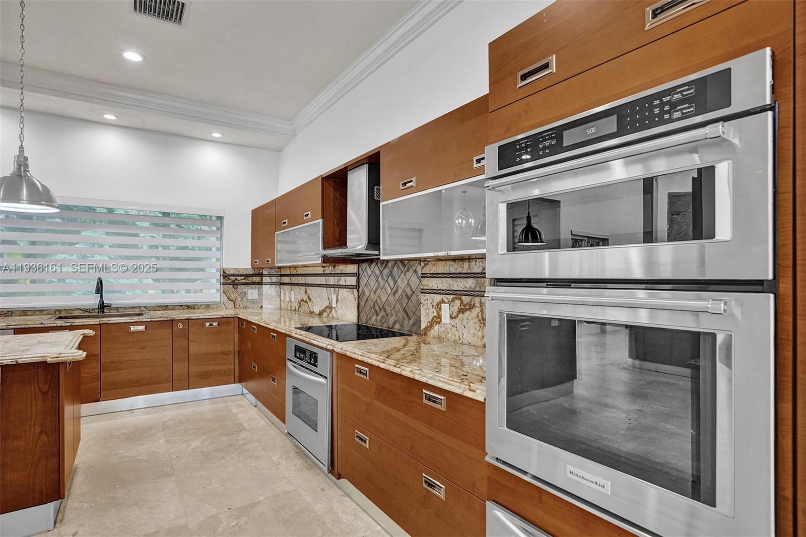 CHAMBERS LAND CO SUB NE1/ - Residential