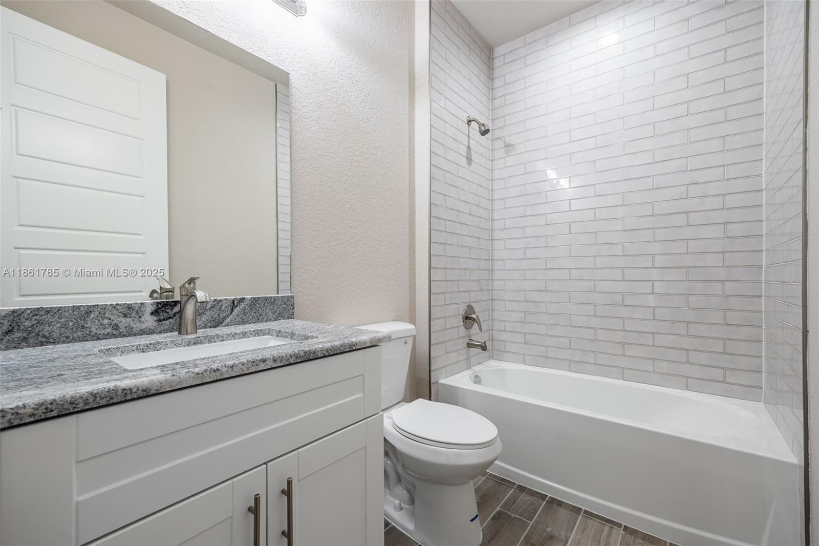 port Labelle - Residential