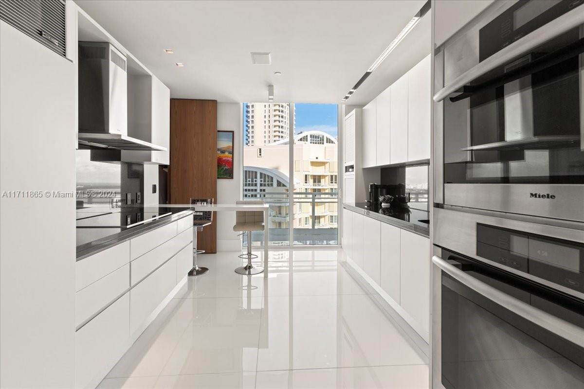 900 Brickell Key Blvd 2303