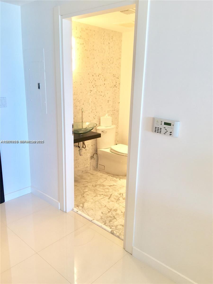 EPIC WEST CONDO - Residential Lease