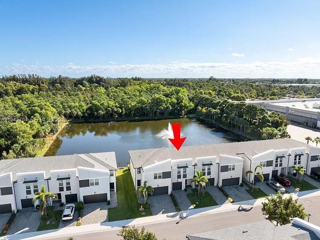 Photo of 3939 SE Mentmore Ln #3939, Stuart, FL 34997 (MLS # A11943704)