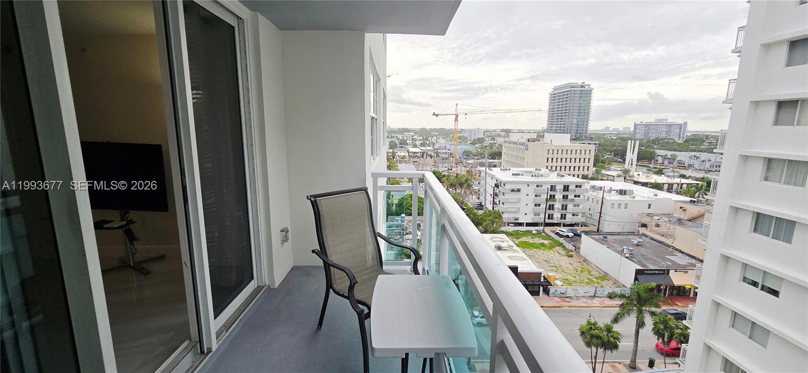 THE COLLINS CONDO - Residential Lease