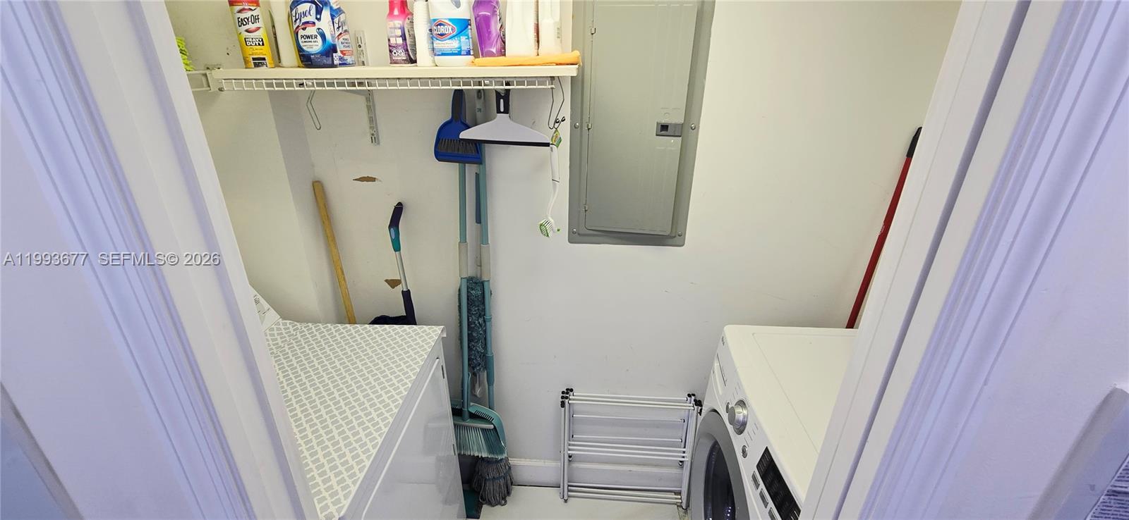 THE COLLINS CONDO - Residential Lease