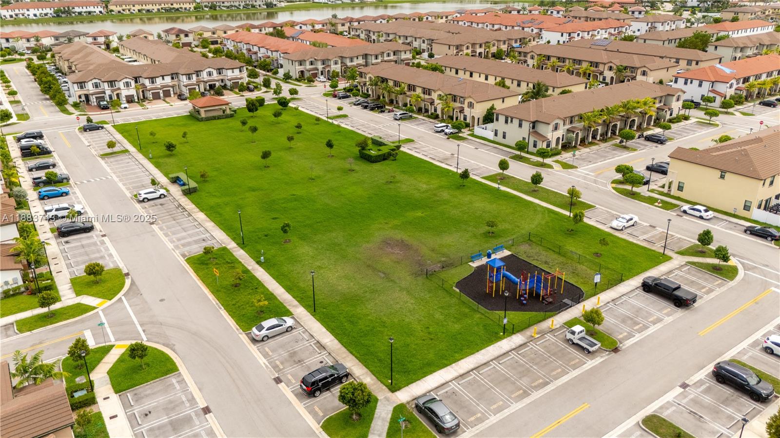 AQUABELLA SECTION TWO - Residential