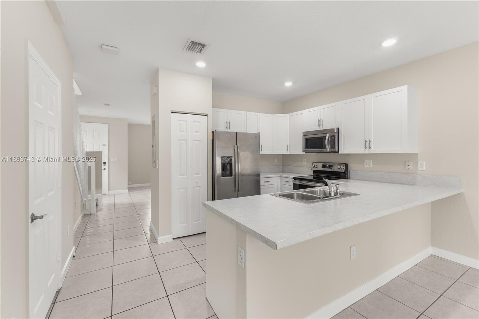 AQUABELLA SECTION TWO - Residential