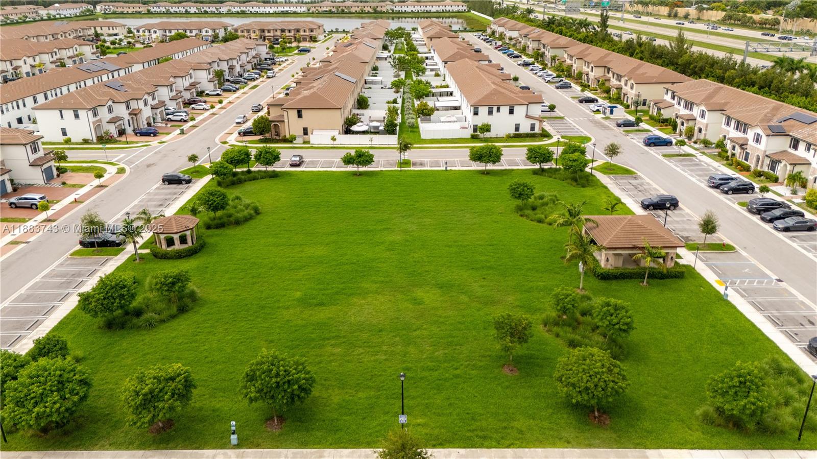 AQUABELLA SECTION TWO - Residential