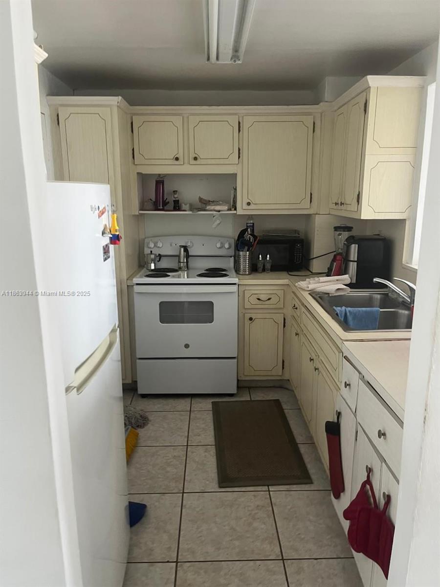 8000 Harding Ave 5B